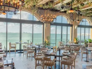 Nicoletta - Cancun