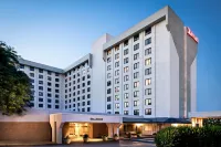 New York LaGuardia Airport Marriott Hotel dekat Murray Hill