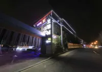 M ホテル 金浦市のホテル
