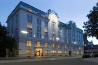 NH Wien Belvedere Hotel berhampiran Wiener Stadtpark
