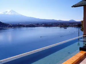 Top 13 Scenic Hotels in Mount Fuji