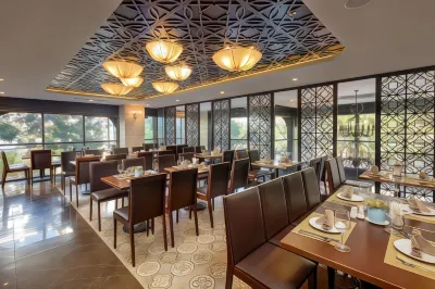 Cosmos Hotel Danang Hotels near Da Nang Han River Cruise
