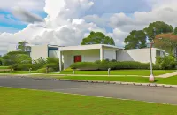 Quest Plus Conference Center, Clark Hotels near Clark Freeport