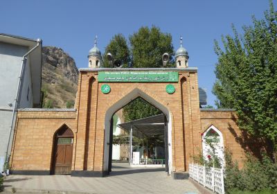 Mosque of Ravat Abdullakhan