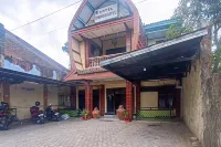 Hotel Dienda Hayu 龍目島國際機場附近的飯店