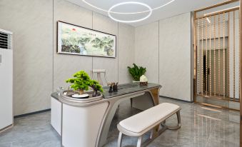 Beihai Yintan Apple Hotel (International Passenger Port Branch)