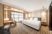 Lyhn International Hotel Chengdu Taikoo Li Hotel berhampiran Wenshu Monastery (Metro Station)