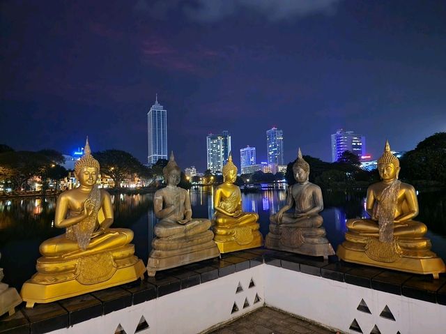 Spectacular Gangaramaya Seema in Colombo, Srilanka