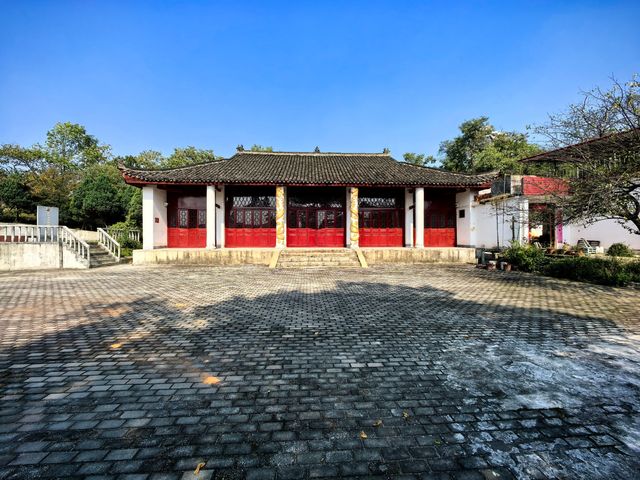 陸軍第八十四軍忠烈祠。