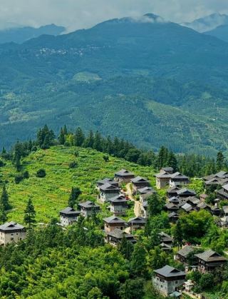 A Hidden Paradise Deep in Time--Basha Miao Village