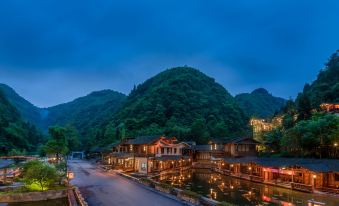 Shier Beihou Shuanghe Inn