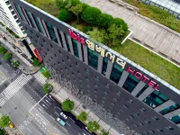Ibis Ambassador Suwon Hotels near Ajou University