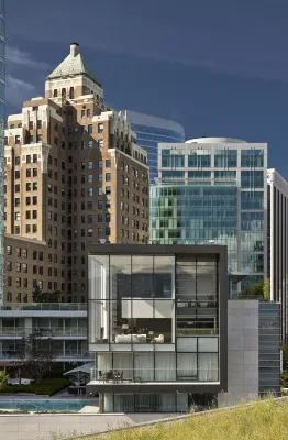 Fairmont Pacific Rim Hotels in Vancouver