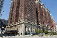 Hilton Chicago Các khách sạn gần The Magnificent Mile