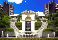 The Peninsula Manila Hotels in Makati